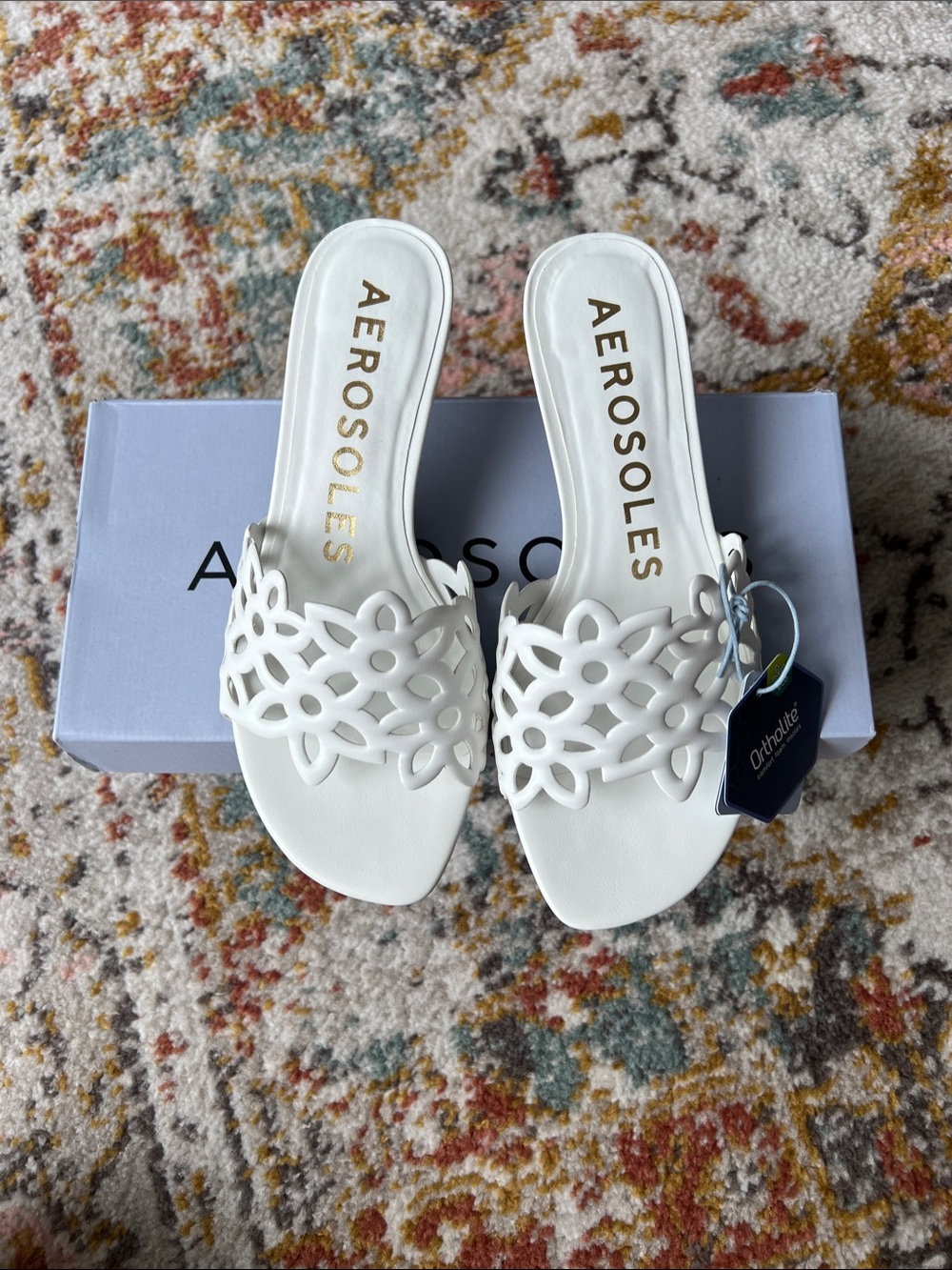 AEROSOLES White Kitten Heel Sandals